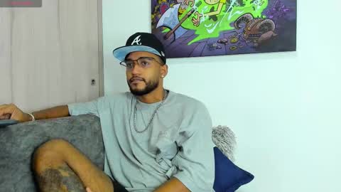 Snapshot of theblack_frank chatting on 19, 12, 2025 theblack_frank online show from 19, 12, 2025