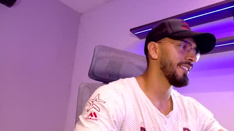 tony muscle1 online show from 15, 4, 2026