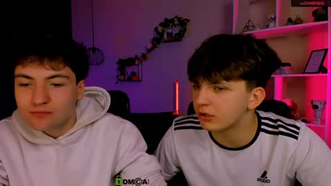 Travis online show from 18, 3, 2026