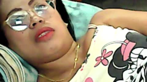 Snapshot of truefilipinabeauty chatting on 23, 10, 2025 emily online show from 23, 10, 2025