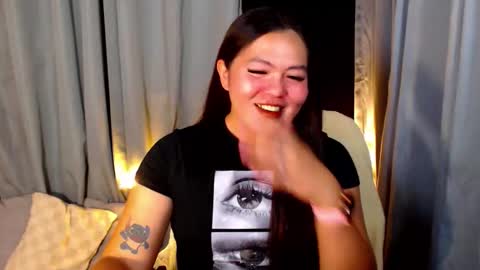 I am Colly Your mystery girl online show from 9, 4, 2026