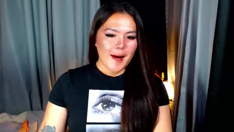 I am Colly Your mystery girl online show from 13, 4, 2026