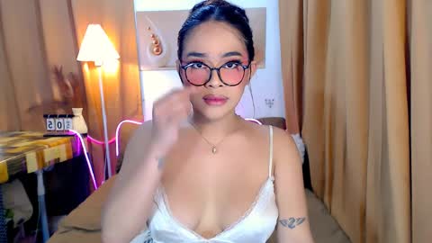 Snapshot of wildsassy0719 chatting on 7, 4, 2026 shea online show from 7, 4, 2026