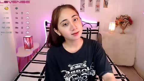 Pau Madrigal online show from 13, 1, 2025