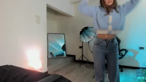 Snapshot of zoe_dear chatting on 6, 4, 2026 zoe_dear online show from 6, 4, 2026