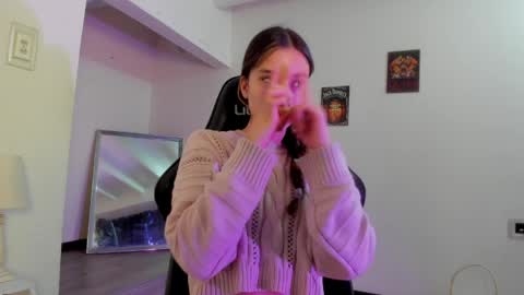 Snapshot of zoe_dear chatting on 15, 4, 2026 zoe_dear online show from 15, 4, 2026