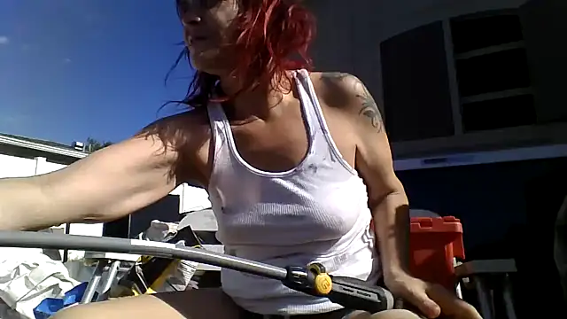 Snapshot of spundarella420 chatting on 9, 1, 2026 spundarella420 online show from 9, 1, 2026