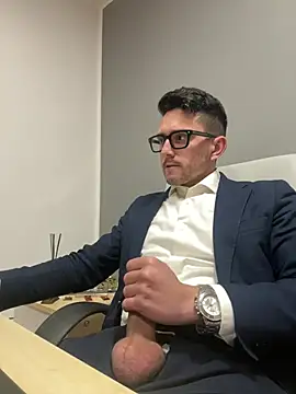 Snapshot of masterboss_ chatting on 4, 3, 2026 masterboss online show from 4, 3, 2026