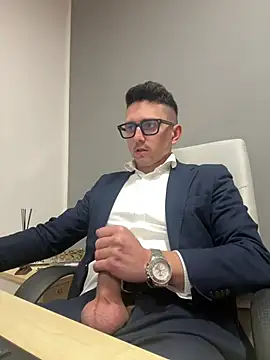 Snapshot of masterboss_ chatting on 9, 3, 2026 masterboss online show from 9, 3, 2026