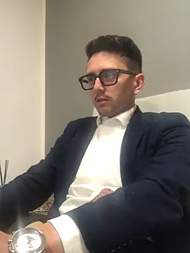 Snapshot of masterboss_ chatting on 9, 4, 2026 masterboss online show from 9, 4, 2026