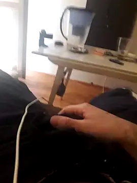 Victorious Devil online show from 1, 2, 2025