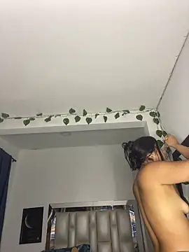 Sussy Bell01 online show from 27, 1, 2025