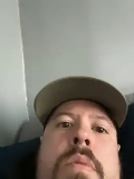 Snapshot of husband4555 chatting on 17, 3, 2026 husband4555 online show from 17, 3, 2026