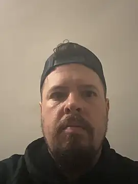 Snapshot of husband4555 chatting on 27, 3, 2026 husband4555 online show from 27, 3, 2026