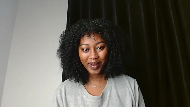 Snapshot of Miss_hot_candy chatting on 5, 4, 2026 Miss hot candy online show from 5, 4, 2026