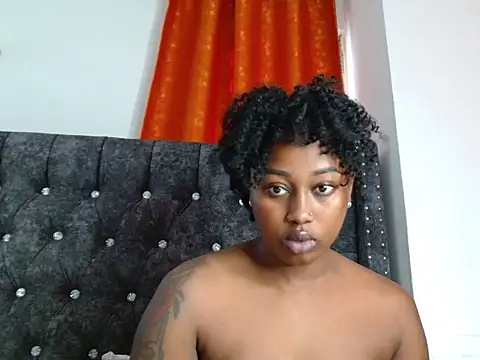 Snapshot of Miss_hot_candy chatting on 15, 4, 2026 Miss hot candy online show from 15, 4, 2026