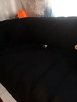 Snapshot of mloghyfsa chatting on 15, 4, 2026 mloghyfsa online show from 15, 4, 2026