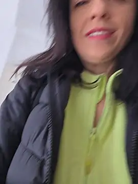 lovewildguy1 online show from 18, 3, 2026