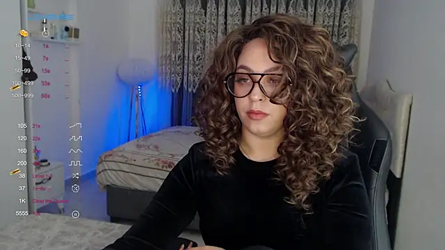 Snapshot of _Just_a_queen_3 chatting on 6, 2, 2026 Just a queen 3 online show from 6, 2, 2026