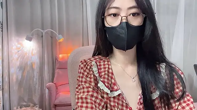 Snapshot of _minji_bae chatting on 16, 4, 2026 minji bae online show from 16, 4, 2026