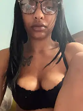 Lilbaby0309 online show from 13, 2, 2026