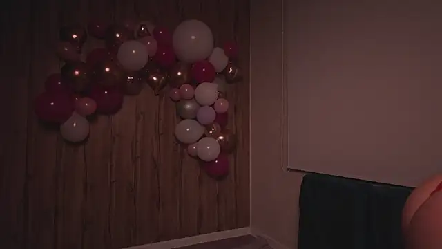 Snapshot of MariMaddison chatting on 14, 2, 2026 MariMaddison online show from 14, 2, 2026