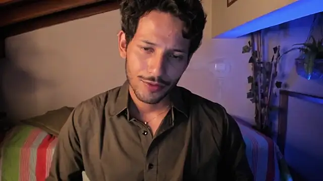 Nicholasrodrii online show from 16, 4, 2026