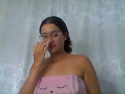 Snapshot of Oreo_111 chatting on 14, 4, 2026 Oreo 111 online show from 14, 4, 2026