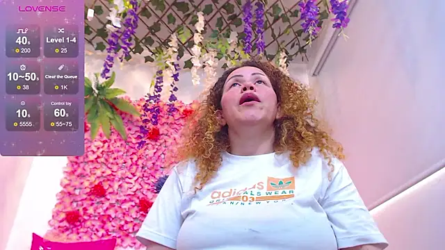 BLONDE SEXYHOT online show from 27, 2, 2026