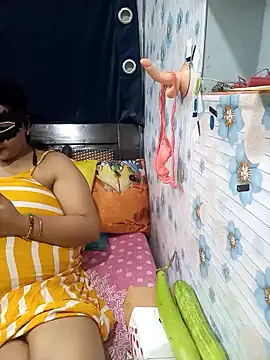 Snapshot of tina8th chatting on 2, 4, 2026 tina8th online show from 2, 4, 2026