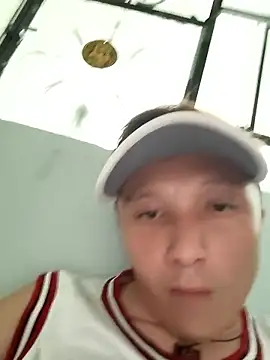 Snapshot of tripexnte chatting on 6, 4, 2026 tripexnte online show from 6, 4, 2026