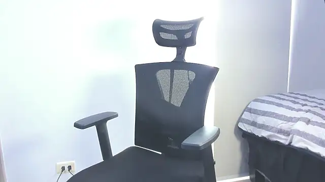 Snapshot of AdonisKnight chatting on 14, 4, 2026 AdonisKnight online show from 14, 4, 2026