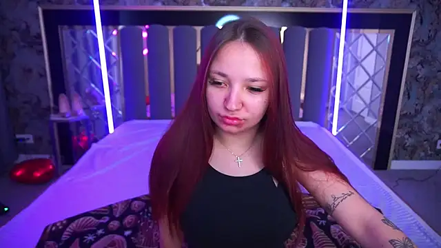 ElysLunar online show from 17, 4, 2026