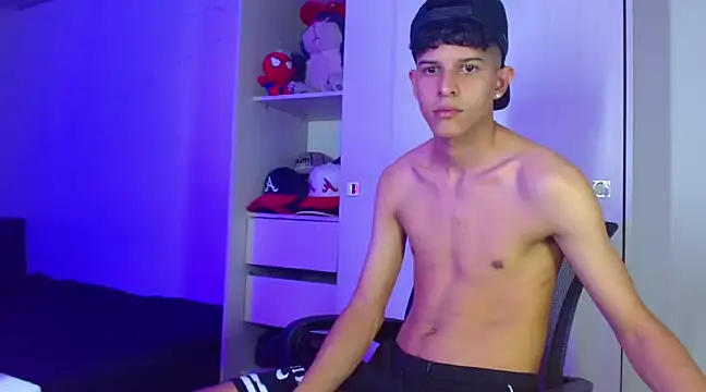 LiamGadiell online show from 17, 2, 2025