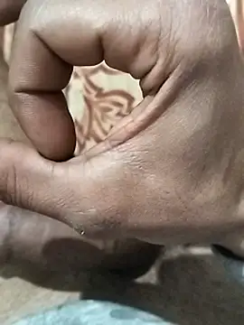 Snapshot of mehdi-l7away chatting on 10, 3, 2026 mehdi-l7away online show from 10, 3, 2026