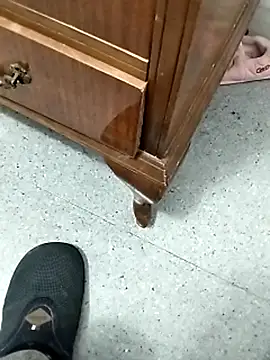 Snapshot of mehdi-l7away chatting on 9, 4, 2026 mehdi-l7away online show from 9, 4, 2026