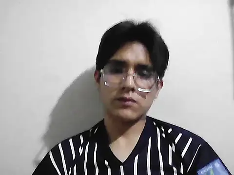 Snapshot of HardDick2 chatting on 5, 3, 2026 HardDick2 online show from 5, 3, 2026