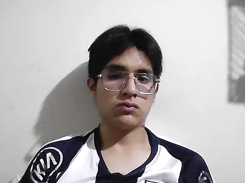 Snapshot of HardDick2 chatting on 11, 3, 2026 HardDick2 online show from 11, 3, 2026