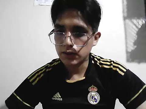 Snapshot of HardDick2 chatting on 27, 3, 2026 HardDick2 online show from 27, 3, 2026