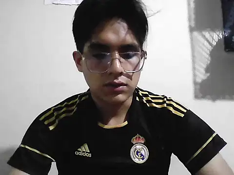 Snapshot of HardDick2 chatting on 28, 3, 2026 HardDick2 online show from 28, 3, 2026