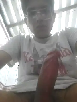 Snapshot of HardDick2 chatting on 1, 4, 2026 HardDick2 online show from 1, 4, 2026