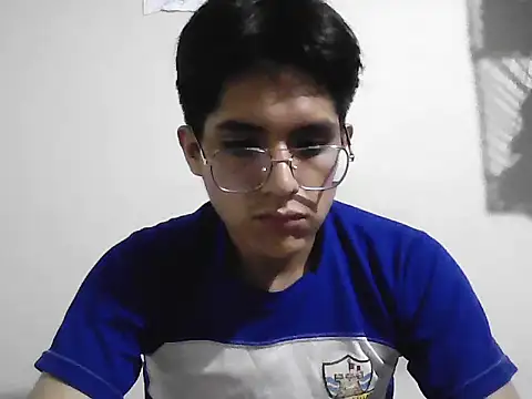 Snapshot of HardDick2 chatting on 6, 4, 2026 HardDick2 online show from 6, 4, 2026