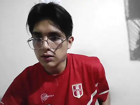 Snapshot of HardDick2 chatting on 12, 4, 2026 HardDick2 online show from 12, 4, 2026