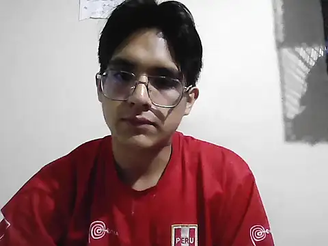 Snapshot of HardDick2 chatting on 13, 4, 2026 HardDick2 online show from 13, 4, 2026