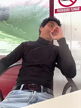 Snapshot of Ryan-hot chatting on 5, 3, 2026 Ryan-hot online show from 5, 3, 2026