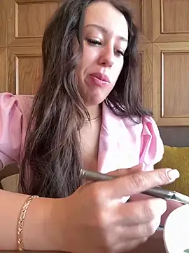 AndreaMood online show from 5, 3, 2025