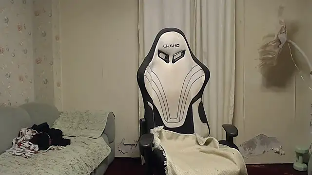 Snapshot of rama_banshi2412 chatting on 13, 4, 2026 rama banshi2412 online show from 13, 4, 2026