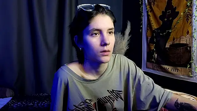 Snapshot of Hyeon_Jin chatting on 3, 2, 2025 Hyeon Jin online show from 3, 2, 2025