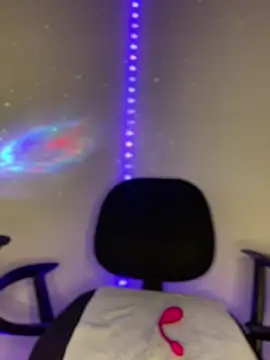 vane foxxx online show from 17, 2, 2025