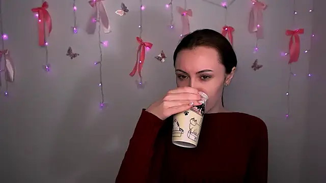 Snapshot of Nikonara_Love chatting on 17, 2, 2026 Nikonara Love online show from 17, 2, 2026